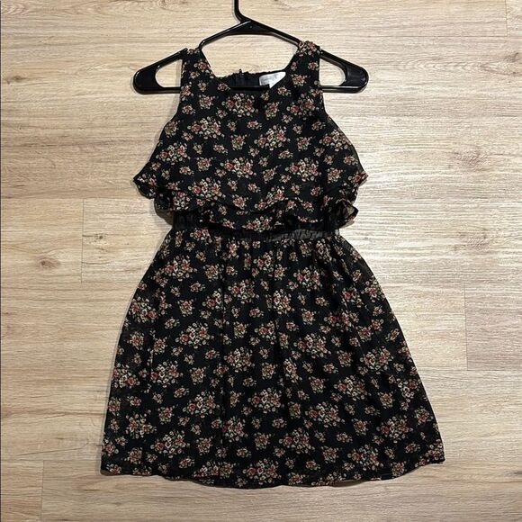 Emerald Sundae Floral Black Mesh Waisted Ruffled Bodice Dress Size Small - Picture 3 of 13